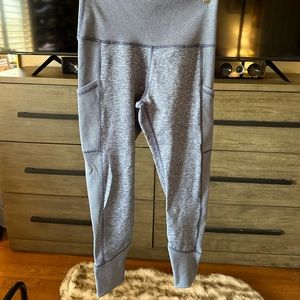 NWOT Aerie navy blue ribbed leggings with side pockets